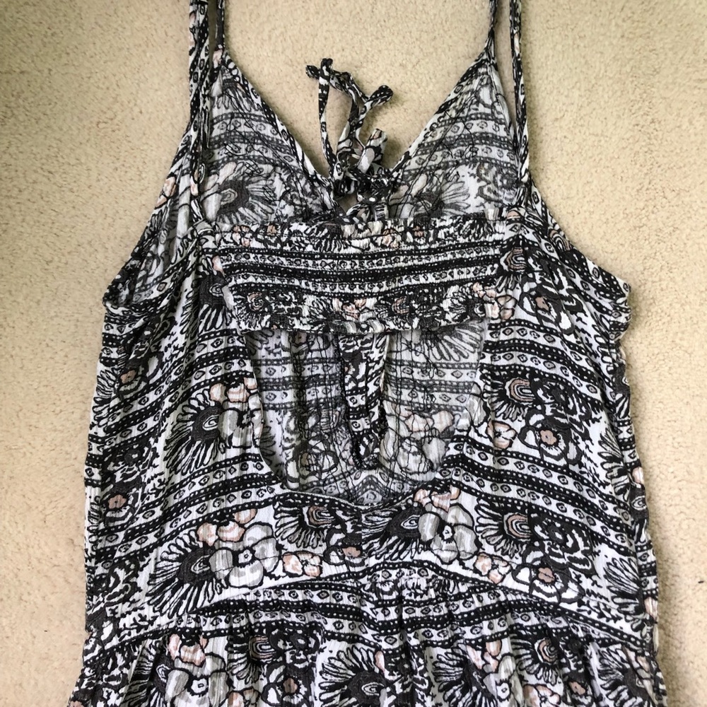 AEO patterned romper - Picture 3 of 7